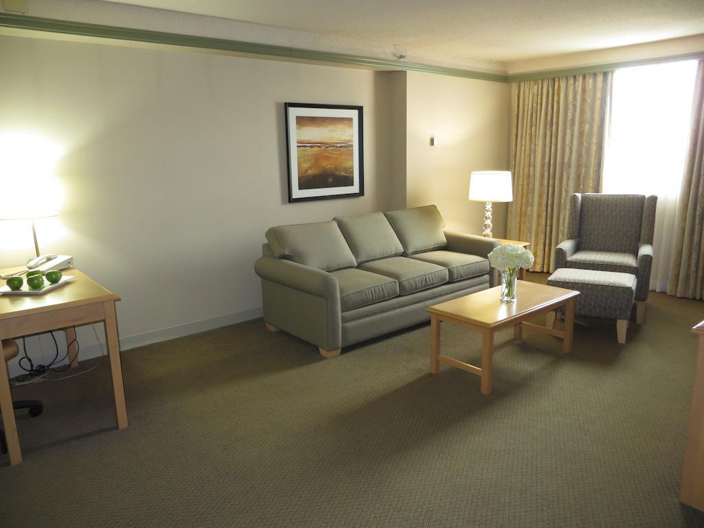 Edmonton Inn And Conference Centre מראה חיצוני תמונה