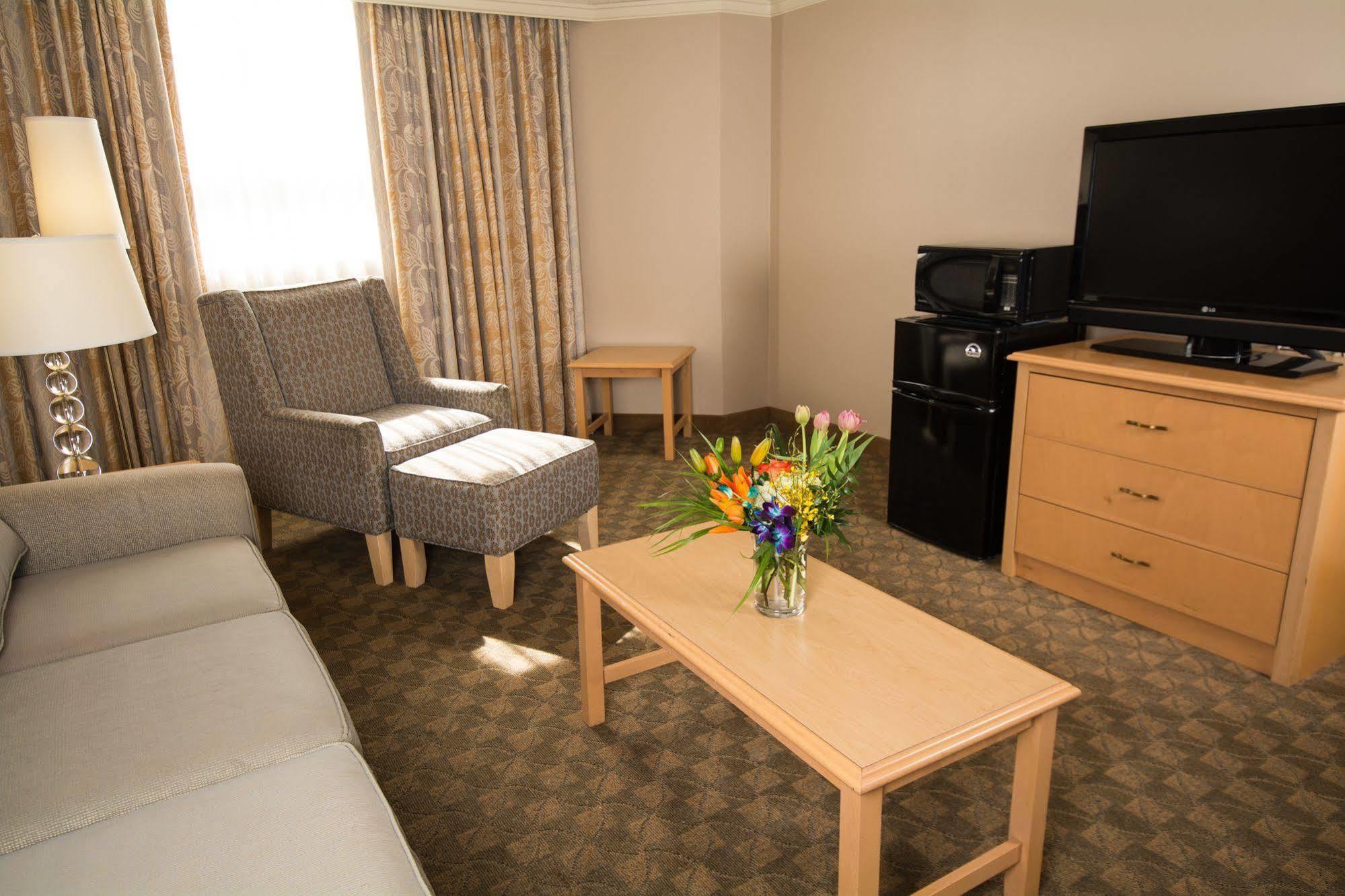 Edmonton Inn And Conference Centre מראה חיצוני תמונה