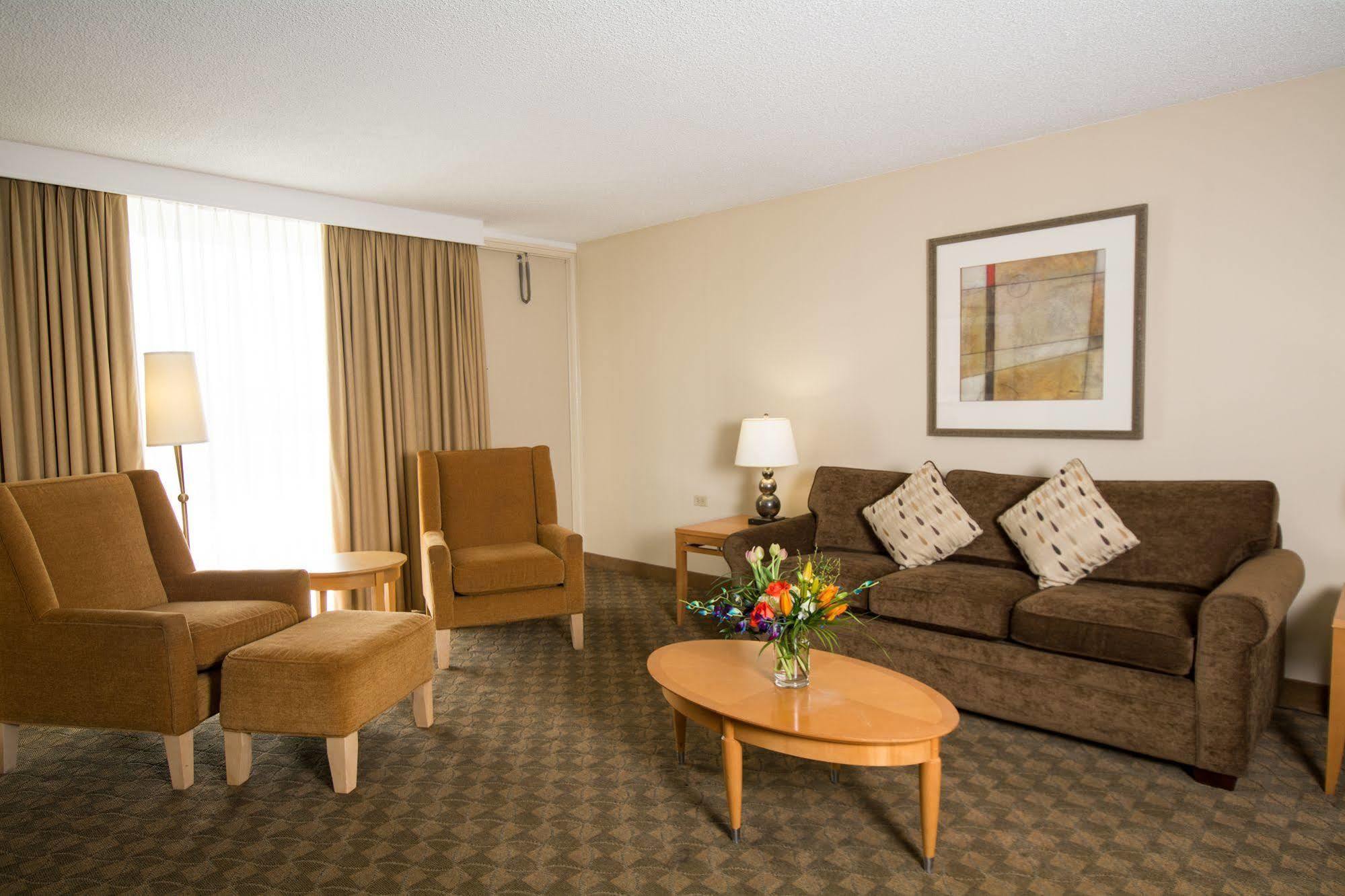 Edmonton Inn And Conference Centre מראה חיצוני תמונה