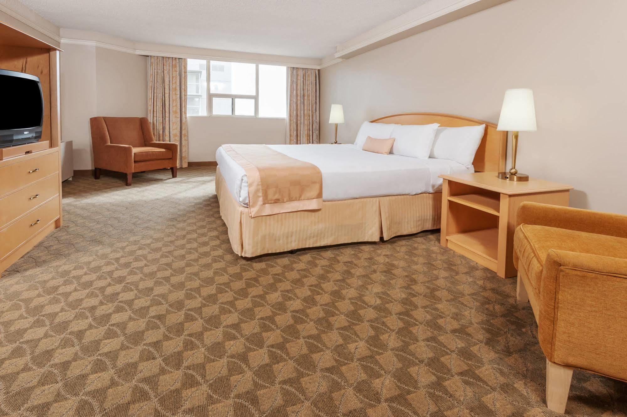 Edmonton Inn And Conference Centre מראה חיצוני תמונה